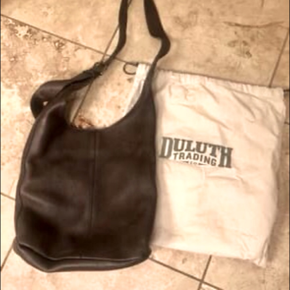 Duluth Lifetime Leather bag